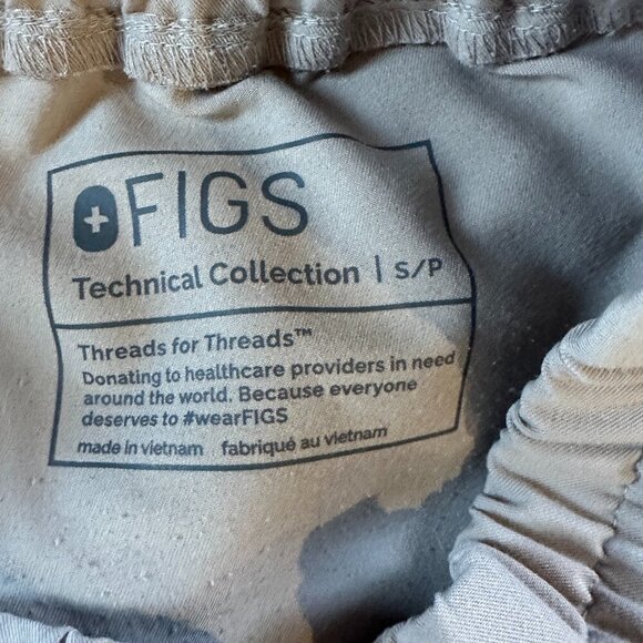 FIGS Technical Collection Zamora Jogger Scrubs Scrub Pants Size Small Khaki Tan - Picture 8 of 9
